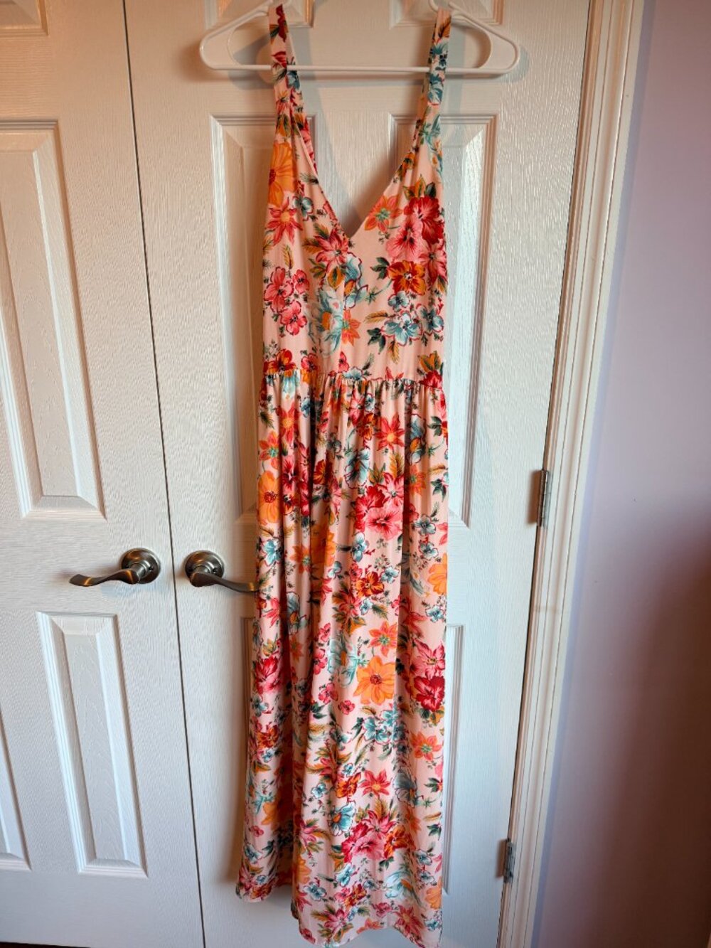 Long fitted dress - Picture 3 of 3